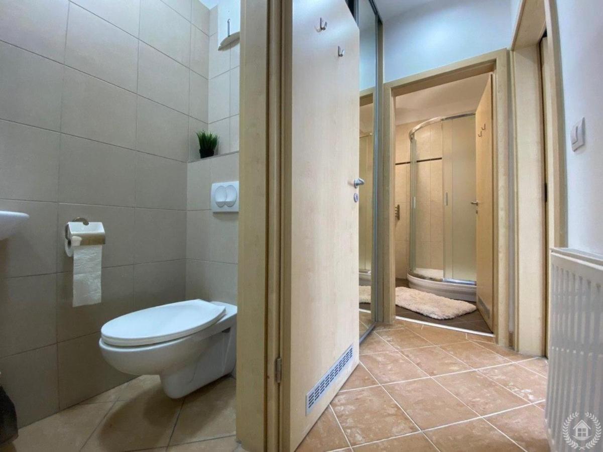 Downtown Gozsdu Vibe Apartments Budapest Esterno foto